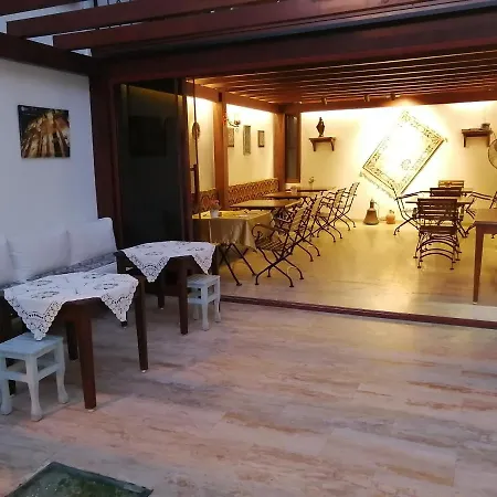 Mary's House Hotell 5*