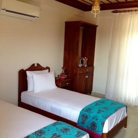 Hotell Mary's House 5*