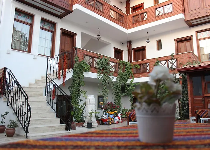 圣母玛利亚之家民宿 酒店 塞尔丘克