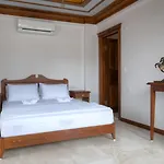 Hotel Mary's House 5*
